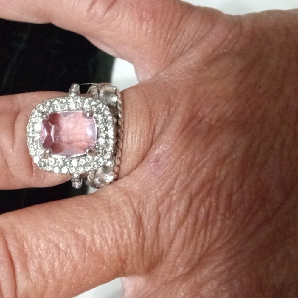 Ring - Picture 3 of 3